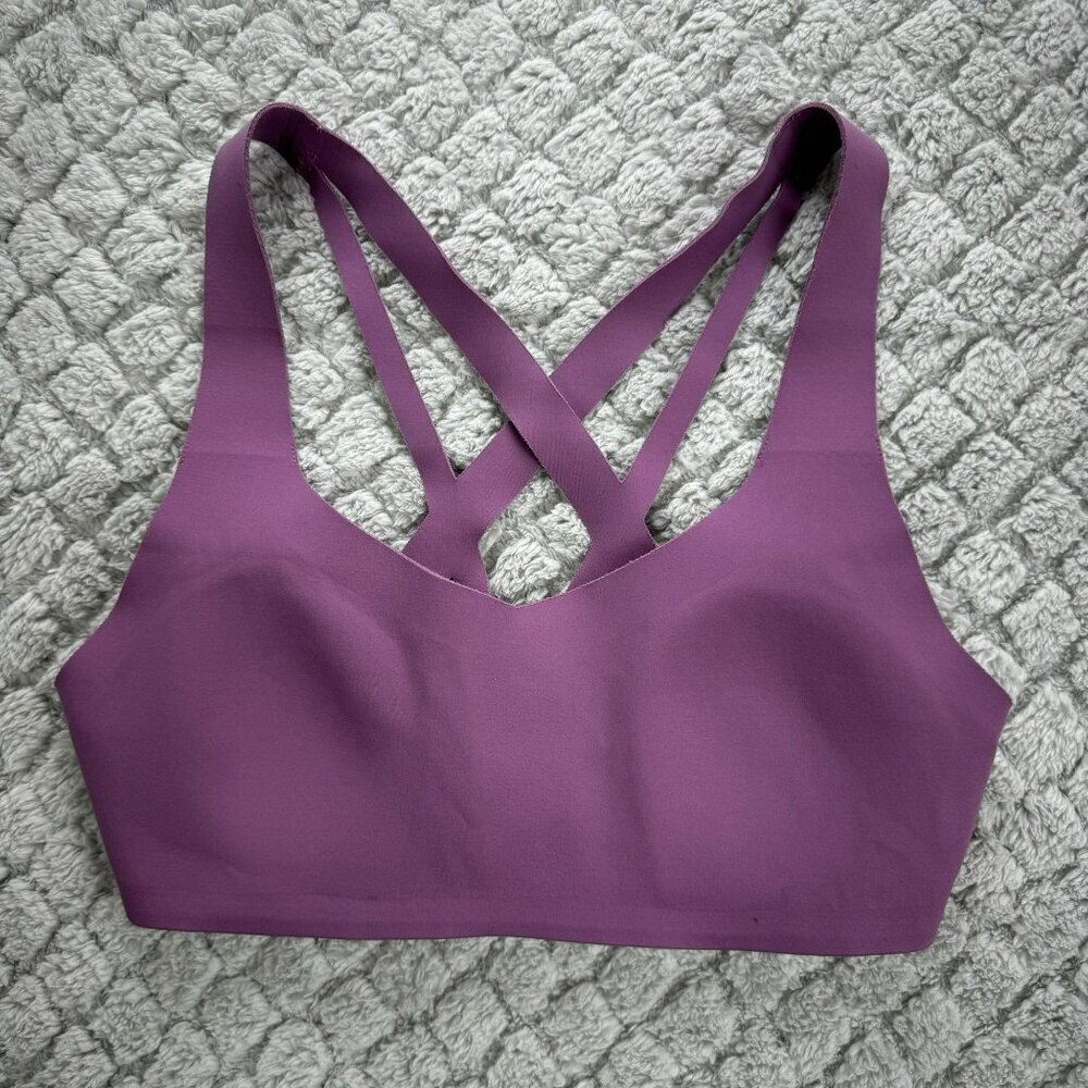 Lululemon Womens Purple Lazer‎ cut  Bra Size 4 B/C With Criss-Cross Straps